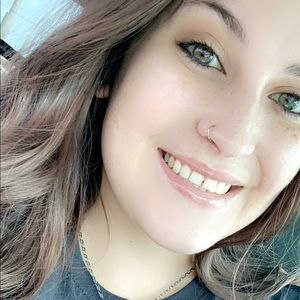 Meet your Posher, Brianne